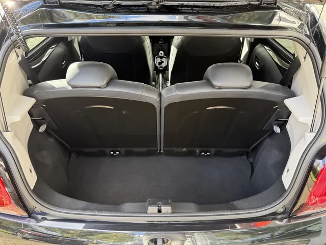 Citroën C1 1.0 VTi Automaat 5D SHINE | Leder | Camera | ECC | PDC | All-Season