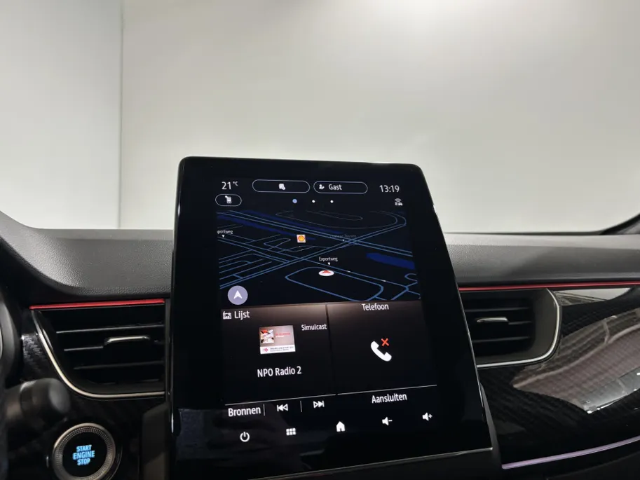 Renault Arkana 145PK E-Tech Hybrid R.S. Line Automaat | 9,3' Navi | Camera | Climate Control | Adaptive Cruise Control | Stoel + Stuurwiel verwarming | Apple CarPlay/Android Auto | Parkeersensoren | Lichtmetalen Velgen |