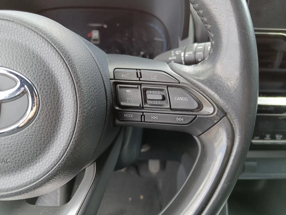 Toyota Yaris Cross 1.5 Hybrid First Edition | Trekhaak | Apple Carplay/Android Auto | Auto emergency stop | Climate control | Adaptive cruise control