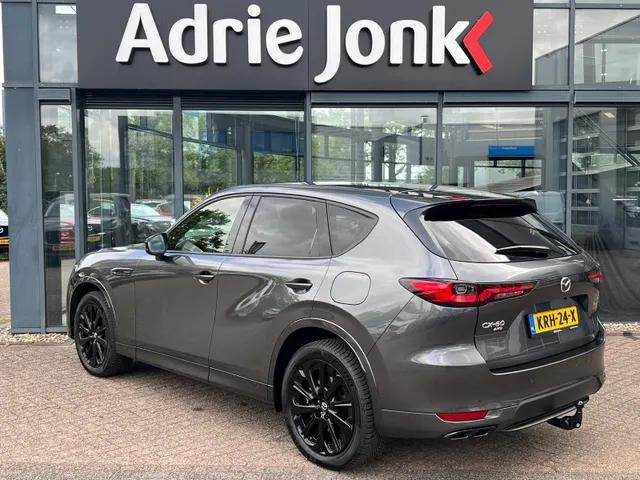 Mazda CX-60 2.5 e-SkyActiv PHEV Homura Plus | TREKHAAK |AUTOMAAT | PLUG-IN HYBDRIDE | PANORAMADAK | 2500kg TREKGEWICHT | LEDER | 360gr CAMERA | MEEST LUXE UITVOERING | BIJNA NIEUW |
