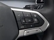 Volkswagen Golf Variant 1.5eTSI/116PK Life Edition · Navigatie · Trekhaak · Apple/Android Car Play · Stoelverwarming · Garantie t/m 26-03-2027