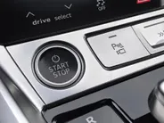 Audi Q8 Sportback e-tron 55 quattro S Line 115 kWh 300kW/408PK · Panoramadak · Luchtvering · 360°Camera · Drive select