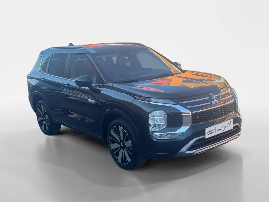 Mitsubishi Outlander 2.4 PHEV Limited Edition Zeer Complete uitvoering| 8 jaar garantie| Snel leverbaar | Totaalprijs op is op.