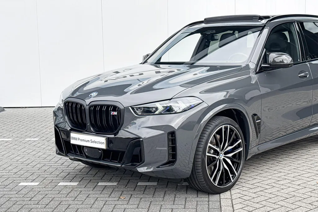 BMW X5 M60i xDrive