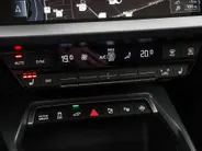 Audi A3 Sportback 40 TFSIe 204pk S-tronic Advanced edition · Panoramadak · Camera · SONOS Sound · Head-Up Display · Elek. Achterklep · Keyless · Garantie t/m 07-10-2030 of 100.000km