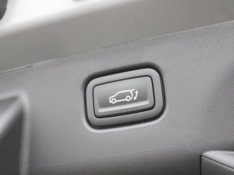 Kia EV4 GT-PlusLine 81.4 kWh | Schuifdak | Stuur-/stoelverwarming + ventilatie | Camera rondom | Elek. stoelverstelling | Leer | HUD | LED | 19' LM |