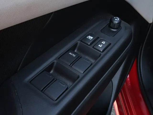 Suzuki Swift 1.2 Select Hybrid AdaptiveCruise | Carplay