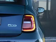 Fiat 500e La Prima by Bocelli 42 kWh | JBL | Winter | Camera | 17′