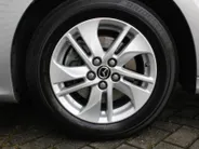 Mazda 2 Hybrid 1.5 Agile Comfort Pack | 15' LM | Airco | Cruise | PDC |