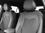 Volkswagen T-Roc R-Line First Edition 1.5 eTSI 150 PK 6 versn. DSG · Assistance Pakket · Multimedia Pakket · Park & Comfort Pakket · Voorraad OUTLET · Prijs is inclusief inruilpremie ·