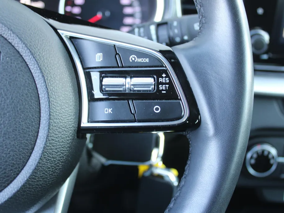 Kia XCeed 1.5 T-GDI MHEV DynamicLine | Android Auto/Apple Carplay | Stoel-/stuurverwarming | 16' LM | Camera | Zeer weinig km |