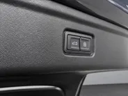 Audi A6 e-tron S edition 83 kWh 286 PK · Trekhaak elek. wegklapbaar · exterieurpakket zwart · Leder zwarte sportstoelen