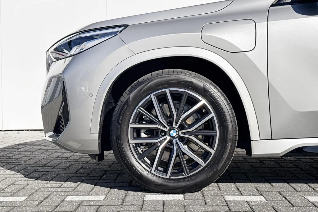 BMW X1 xDrive25e