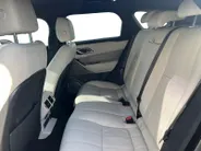 Land Rover Range Rover Velar 2.0 P400e S |Meridian Audiosysteem|Elektrisch bedienbare achterklep| Dodehoek detectie| Trekhaak| 12 maanden Bovag Garantie|