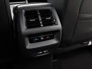 Volkswagen Tiguan Limited Edition 1.5 eHybrid 204 PK 6 versn. DSG · Design Pakket Dark · Trekhaak inklapbaar, met elektrische ontgrendeling, incl. aanhangermanoeuvreerhulp Trailer Assist · Voorraad OUTLET · Prijs is inclusief inruilpremie ·