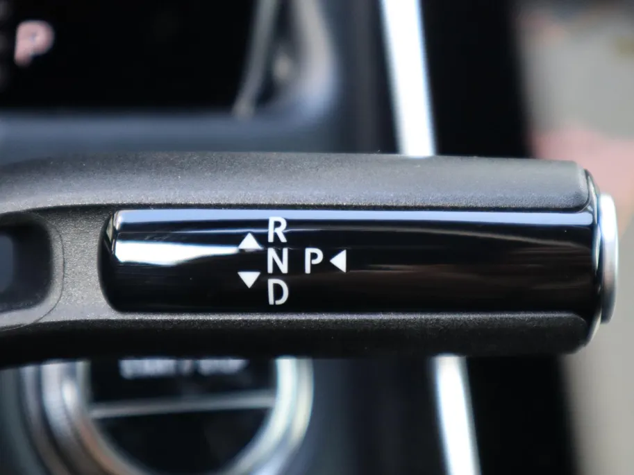 Mercedes-Benz E-Klasse E-Klasse 300e AMG Line l Keyless l Achteruitrij camera l Stoelverwarming l Memory