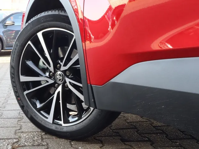 Toyota C-HR 2.0 PHEV 220 Executive | Panoramadak | Stoel/Stuur Verwarming