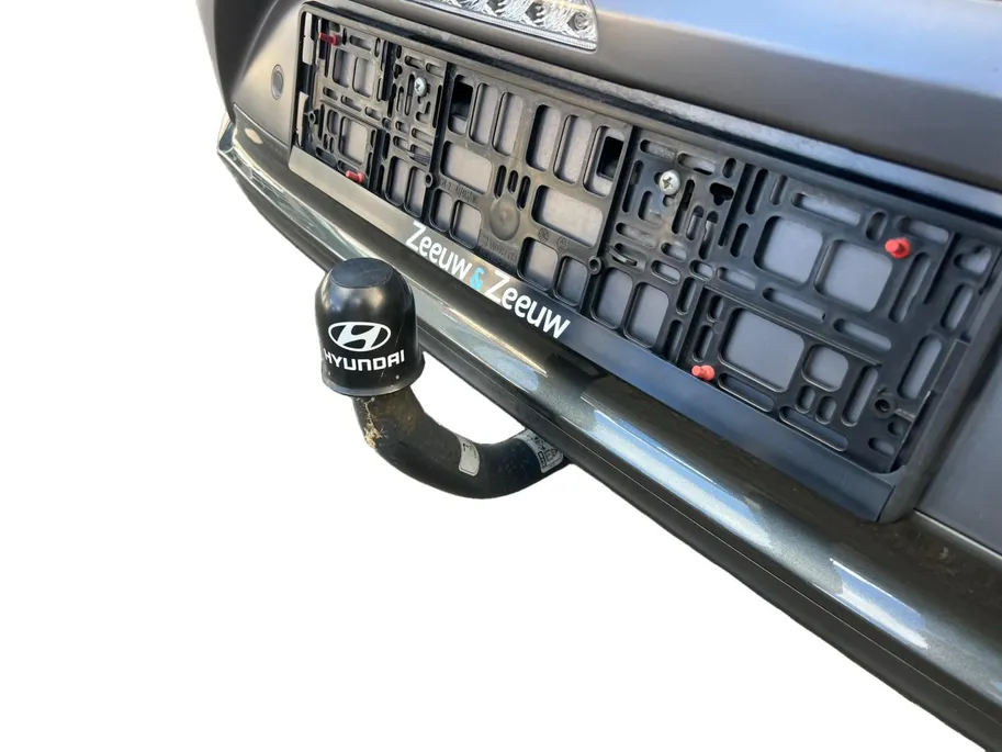 Hyundai IONIQ 1.6 GDi PHEV Premium | 52km elektrisch WLTP | Navigatie | Trekhaak | Climate Control | Apple Carplay & Android Auto | Parkeersensoren rondom | Stoel- en stuurverwarming |