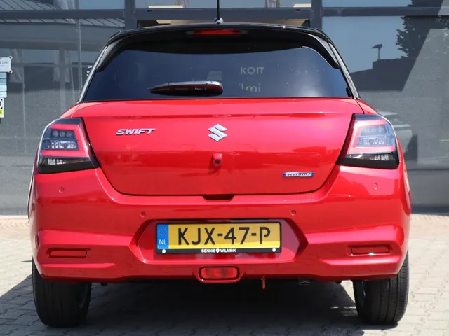 Suzuki Swift 1.2 Style Smart Hybrid
