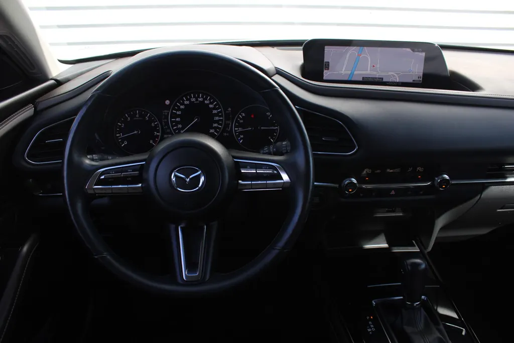 Mazda CX-30 2.0 SkyActiv-G Comfort | Automaat | Cruise | PDC | 16' LM | Navi | Leer | Trekhaak |