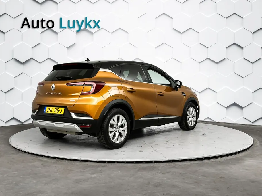Renault Captur 1.6 E-Tech PHEV 160 Intens | Apple Carplay/Android Auto | Parkeercamera | Cruise Control