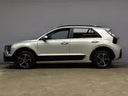 Kia Niro 1.6 GDi Hybrid 138pk DCT6 DynamicLine Snel leverbaar!