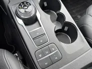 Ford Kuga 2.5 PHEV Vignale | Elektr. Panoramadak | Elektr. Trekhaak | Winterpack | Adapt. Cruise Control | HUD | 20' inch velgen |