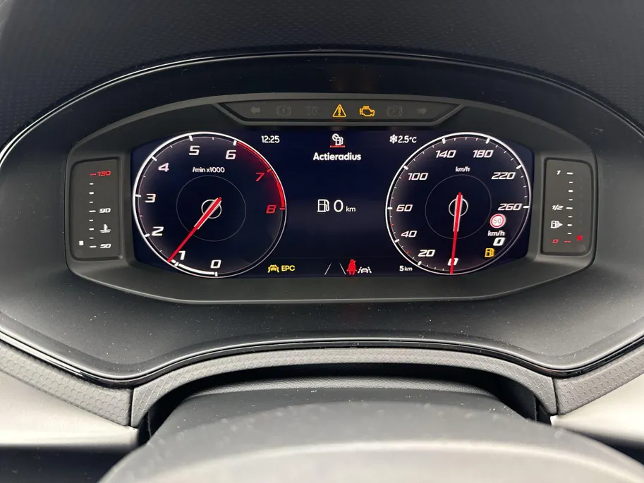 SEAT Ibiza 1.0 EcoTSI FR Business Connect handgeschakeld | navigatiepakket | metallic Lak | 3000,- inruilvoordeel!!