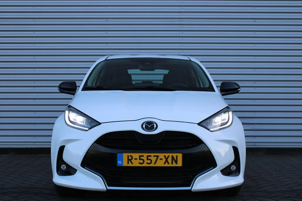 Mazda 2 Hybrid 1.5 Agile Comfort pakket | Airco | Cruise | Apple Carplay | Android Auto | Camera | 15' LM |