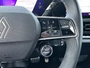 Renault Clio 1.8 Hybrid 160 esprit Alpine | Harman & Kardon | 360 Camera | Stoel- & Stuurverwarming | Apple Carplay & Android Auto | Direct Beschikbaar | Rijdende Demo |