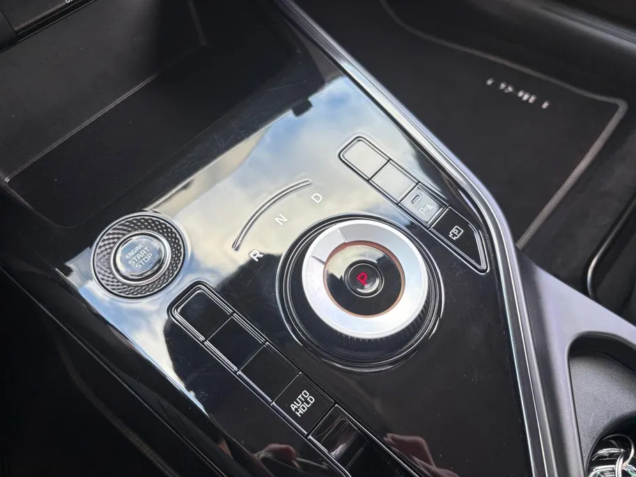 Kia Niro 1.6 GDi Hybrid ComfortLine | Navigatie | Adaptieve Cruise Control | Apple Carplay / Android Auto | Climate control | Lichtmetalen Velgen |