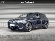 BMW iX xDrive45 101 kWh
