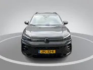 Volkswagen Tiguan 1.5 eTSI 150pk DSG R-Line Edition · 360 Camera · Apple/Android Car Play · Sfeerverlichting · Massage · Black Style · 20'' Inch ·