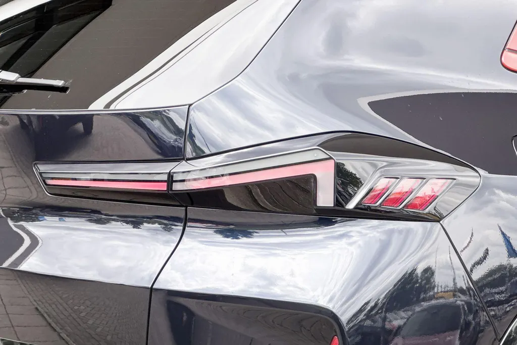 BMW XM PHEV Label 30 kWh