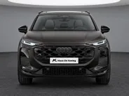 Audi Q3 e-hybrid S edition 272 PK · Trekhaak elek. wegklapbaar · Tech plus · Glazen panoramadak