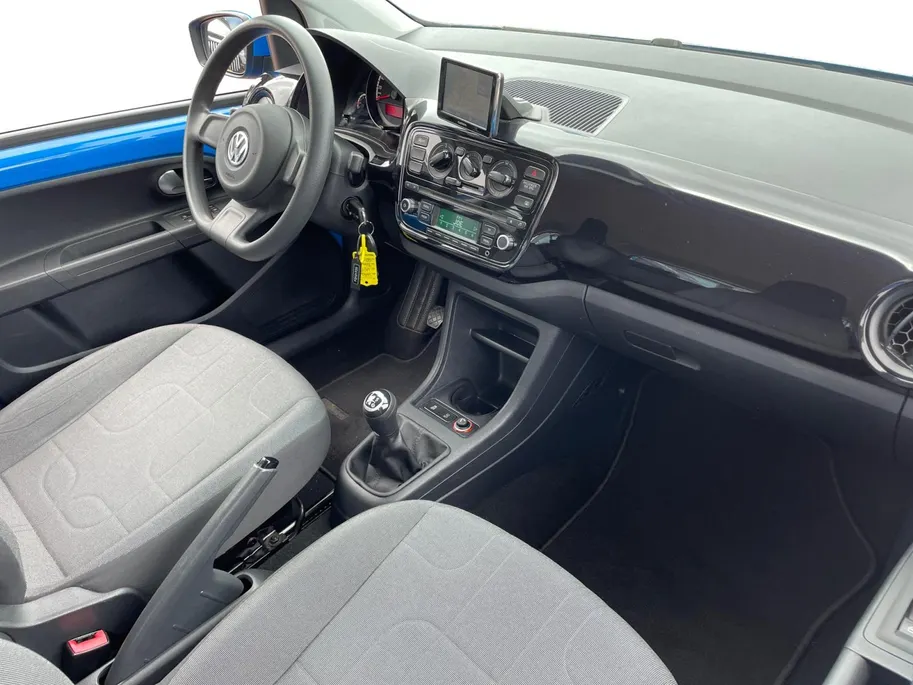 Volkswagen up! 1.0 move up! BlueMotion *Navigatie*Tel Bluetooth*Airco*5 deuren*1STE EIGENAAR*Zeer nette auto!