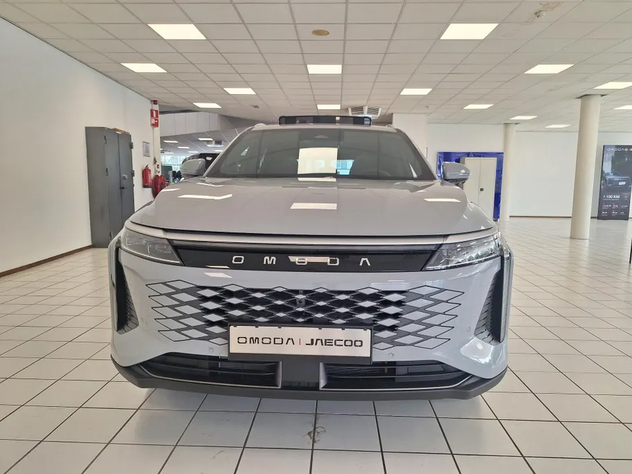 Omoda 9 9 PHEV Premium Panoramadak - 1100KM Bereik