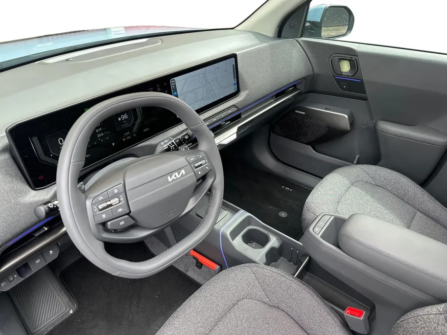 Kia EV2 Plus Advanced 42.2 kWh Panorama dak | Harman & Kardon | Navigatie | Stoel & stuurverwarming | Fabrieksgarantie t/m 5-6-2033 +3x 1 jaar* | NAP