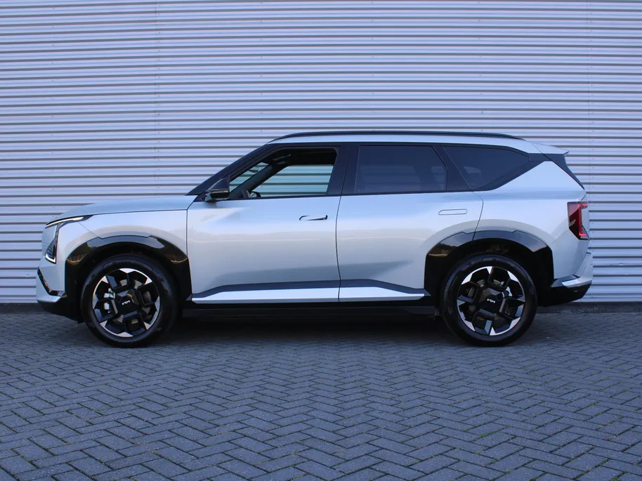 Kia EV5 GT-Line Business Edition 81.4 kWh | Trekhaak | Stuur-/stoelverwarming v+a | Schuifdak | Leer | Elek. stoelverstelling + achterklep | 20' LM | LED |