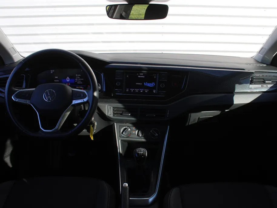 Volkswagen Taigo 1.0 TSI Life | Android Auto | Apple Carplay | All seasons | Adap. Cruise | LM Velgen | Airco |