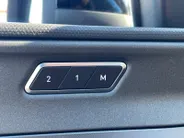 Lynk & Co 01 1.5 *Automaat*Navi+360Camera*Schuif/Kanteldak*Infinity Soundsystem*20'LM.Velgen*Stoelverwarming*Adapt. Cruise Control*VOL OPTIES! NIEUW!