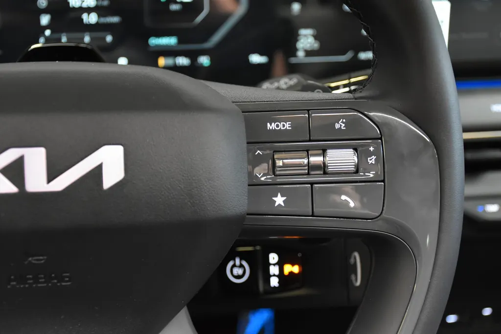 Kia EV9 99,8kWh 384pk AWD Dual Motor GT-Line DSM NIEUW - STAAT IN BESTELLING