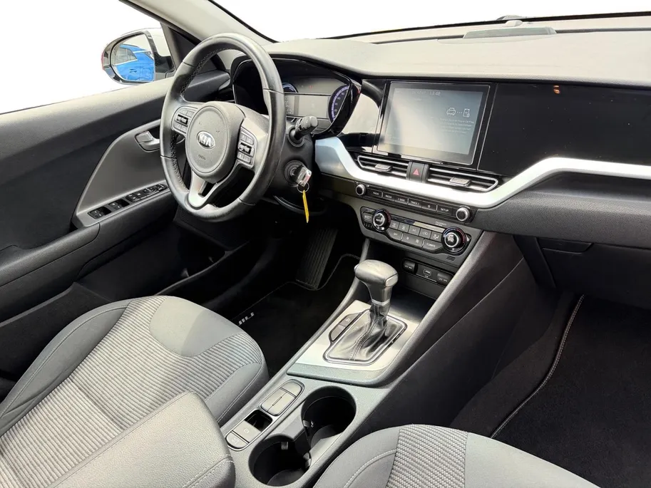 Kia Niro 1.6 GDi PHEV Edition | AUTOMAAT | TREKHAAK | CAMERA | CLIMATE & CRUISE CONTROLE | ANDROID & APPLE CARPLAY | ETC..