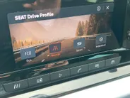 SEAT Arona 1.0EcoTSI/95PK FR · Apple/Android Car Play · LED · Cruise control · Garantie t/m 08-04-2027