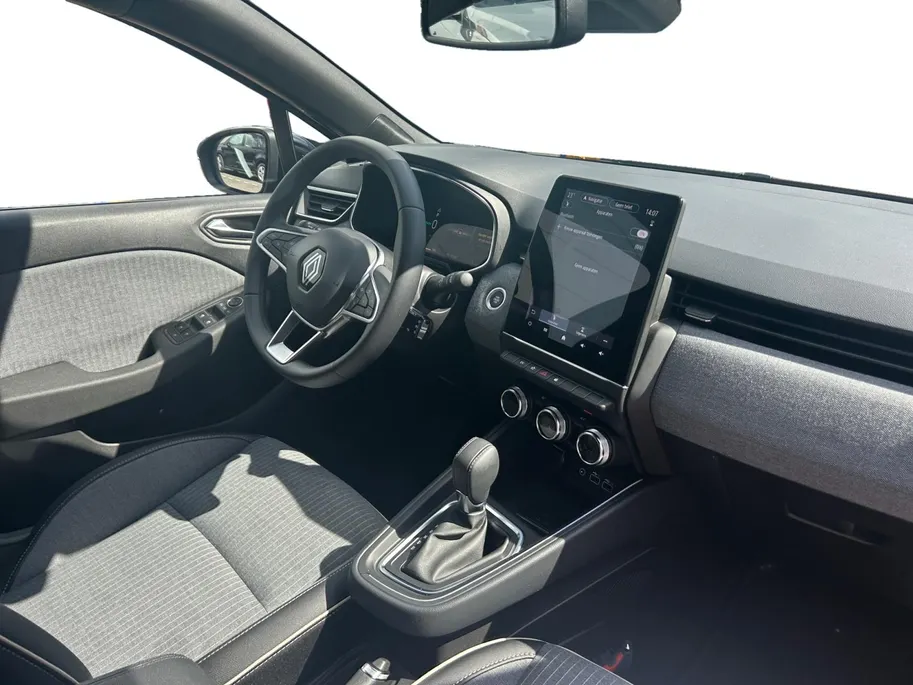 Renault Clio 1.6 E-Tech Full Hybrid 145 techno | Automaat | Apple Carplay & Android Auto | Camera | Navigatie | Parkeersensoren | Cruise Control | 12 Maanden BOVAG Garantie