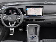 Volkswagen T-Roc 1.5eTsi/150PK R-Line · Trekhaak · Navigatie · Camera + Parkeersensoren · Stoelverwarming · Apple/Android Car Play · Garantie t/m 19-01-2028