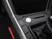 Volkswagen Polo 1.0 TSI 95pk DSG Life Edition · Camera · Apple/Android Car Play · Stoelverwarming · Navigatie · P-Sensoren · 15'' Inch · Garantie t/m 15-07-2028 of 100.000km