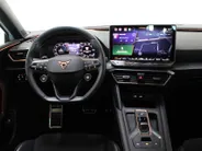 CUPRA Leon Sportstourer 1.5 TSI e-Hybrid Business PHEV / Stoel + Stuurverwarming / Elektr. Klep / 18' LMV / Camera / Navi /