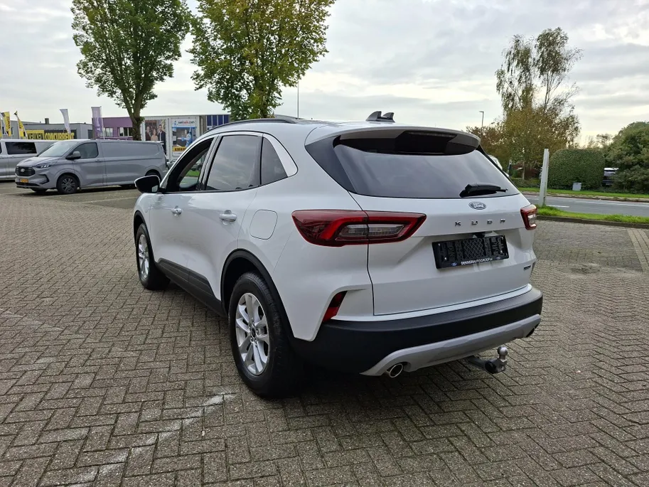 Ford Kuga 2.5 PHEV Titanium Trekhaak!