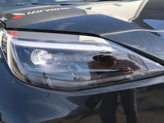 Toyota Yaris Cross 1.5 Hybrid Explore | Stoelverwarming | Parkeersensoren
